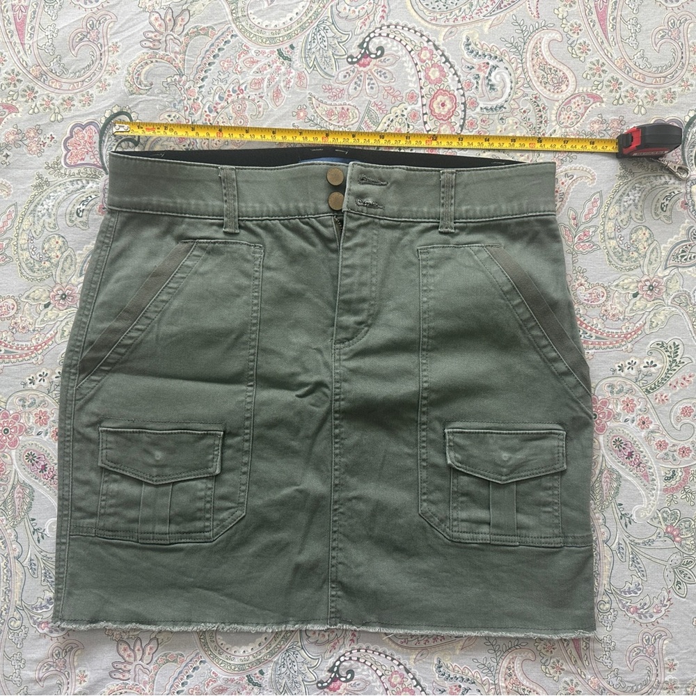 Democracy Size 8 Green Utility Mini Skirt
